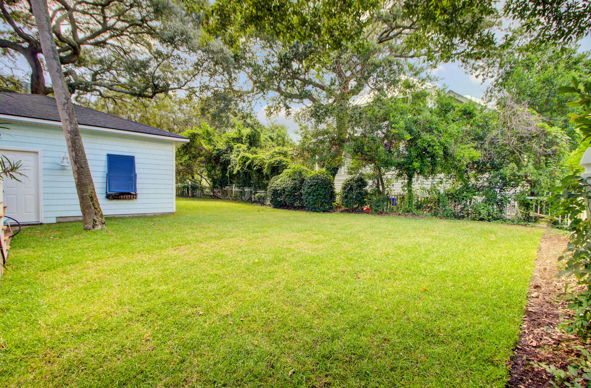 504 East Cooper Avenue Folly Beach, SC 29439 - Photo 24 of 95 29
