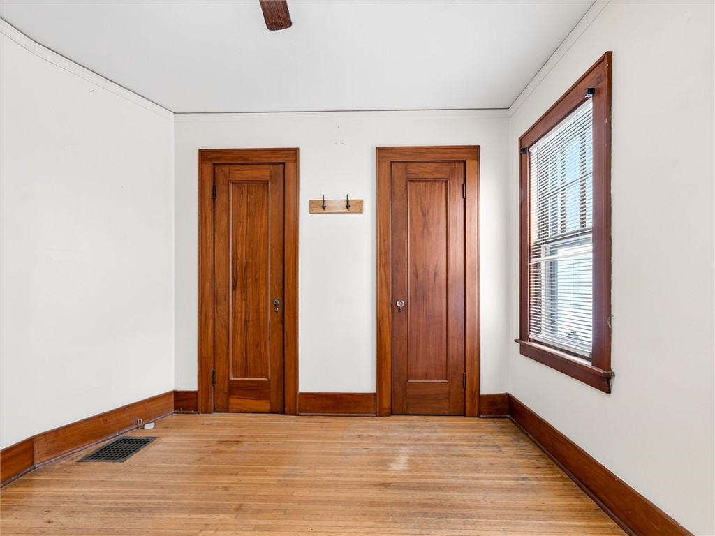 79 Arvine Heights Rochester, NY 14611 - Photo 14 of 34