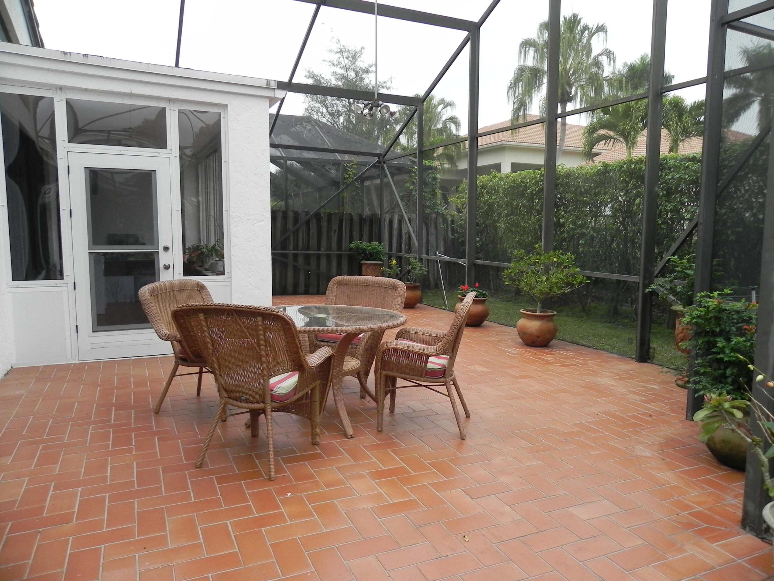 8609 Vía Giula Boca Raton, FL 33496 - Photo 27 of 40 Screened Patio