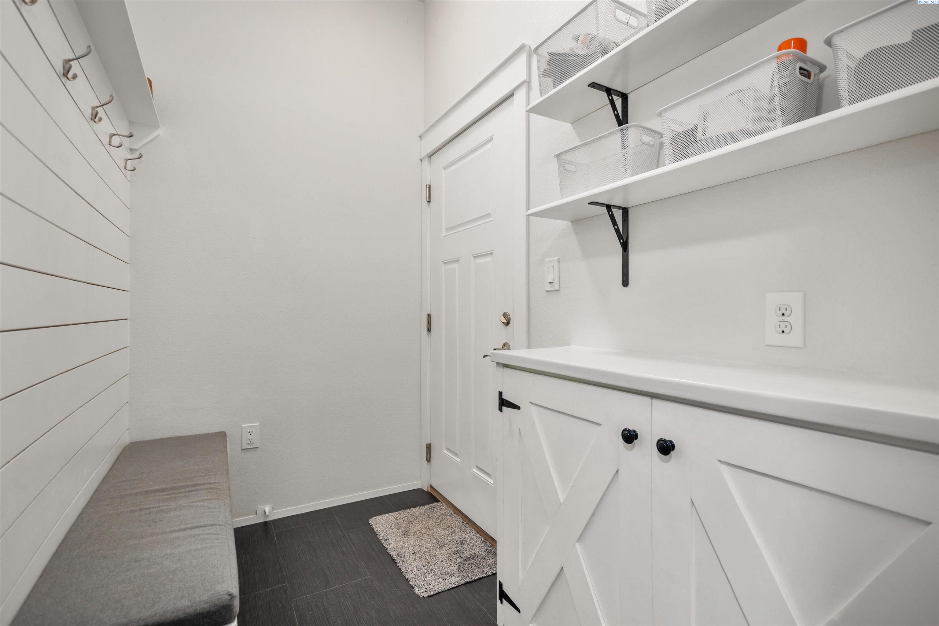 11608 North Griffin Road Grandview, WA 98930 - Photo 23 of 45 Gallery Image 23