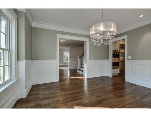 20 Mellon Road Wellesley, MA 02482 - Photo 5 of 25 a view of a livingroom with wooden floor