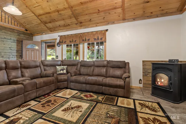 $609,000 | 12 Deer Drive, Idaho City, ID 83631