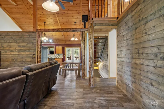 $609,000 | 12 Deer Drive, Idaho City, ID 83631