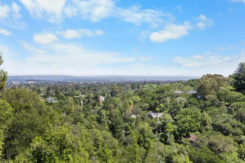 $4,588,000 | 135 Newton Drive, Burlingame, CA 94010