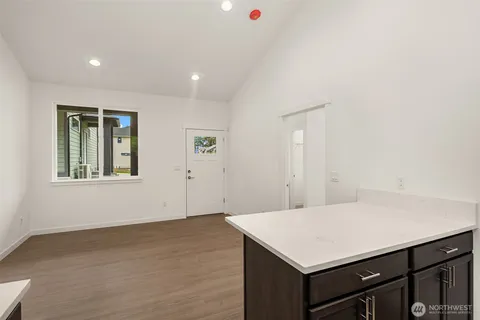 $499,950 | 1240 Southwest 124th Street, Unit 10C, Burien, WA 98146