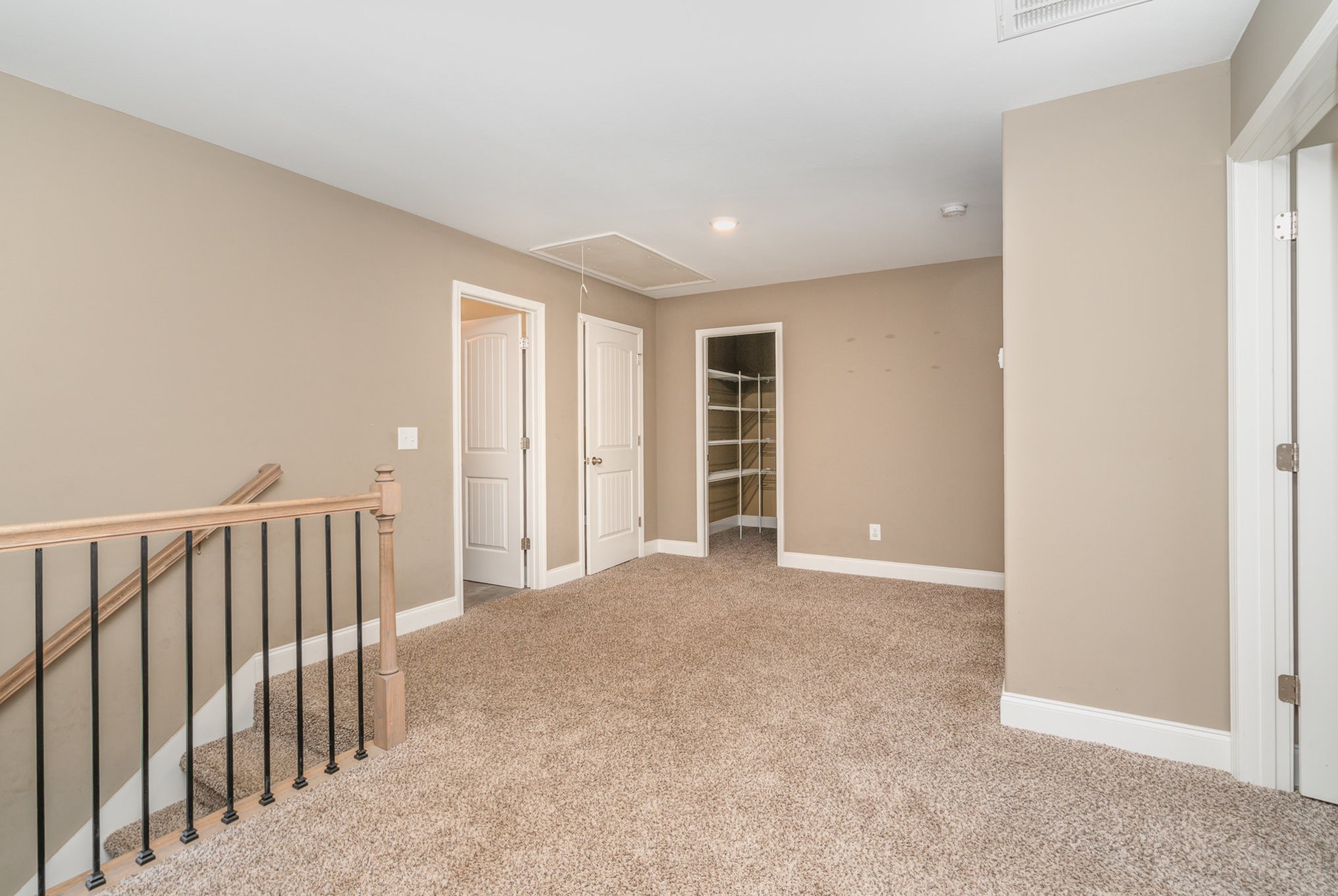 1835 Rains Road Clarksville, TN 37042 - Photo 17 of 24 Gallery Image 17