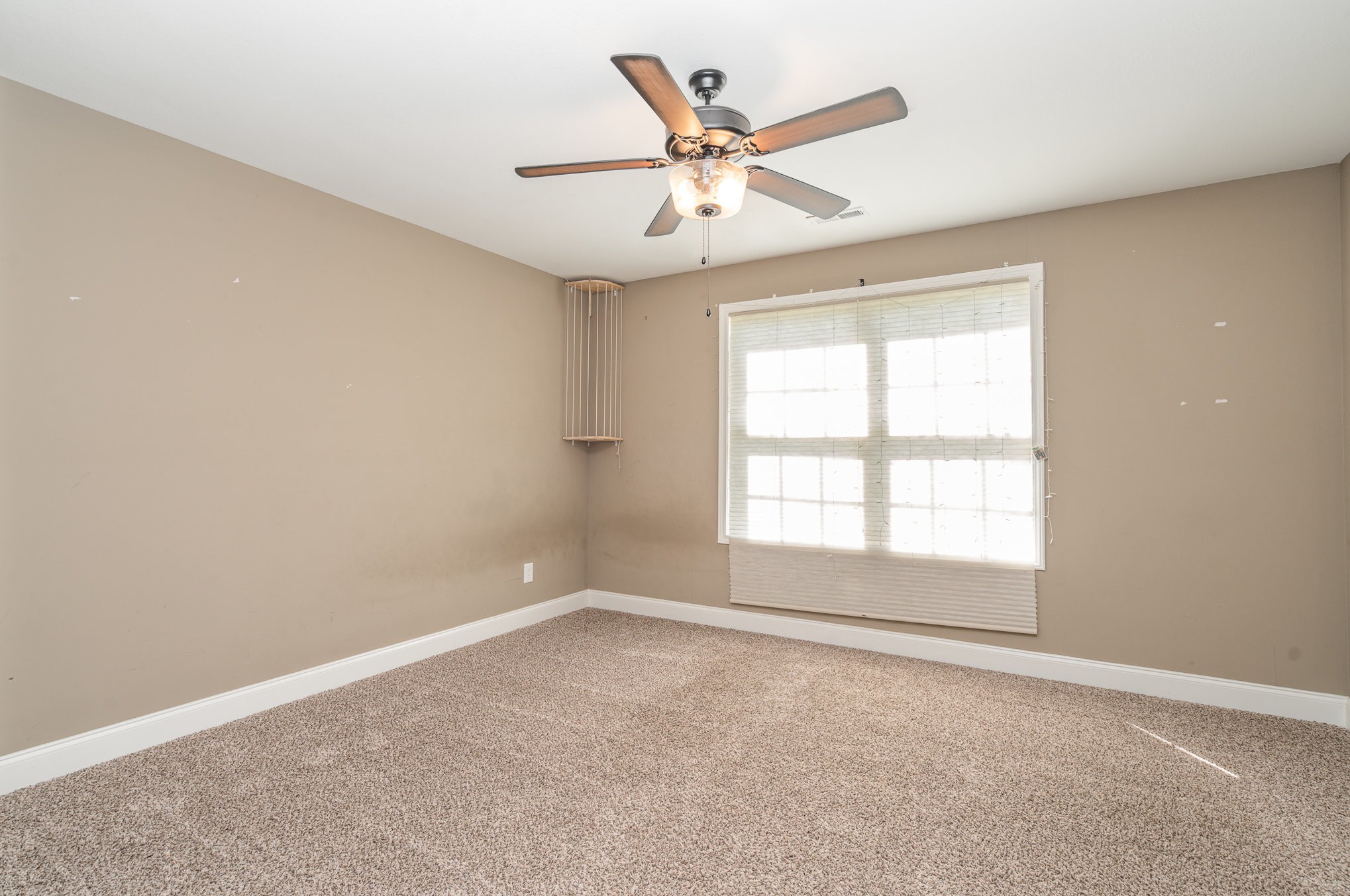 1835 Rains Road Clarksville, TN 37042 - Photo 19 of 24 Gallery Image 19
