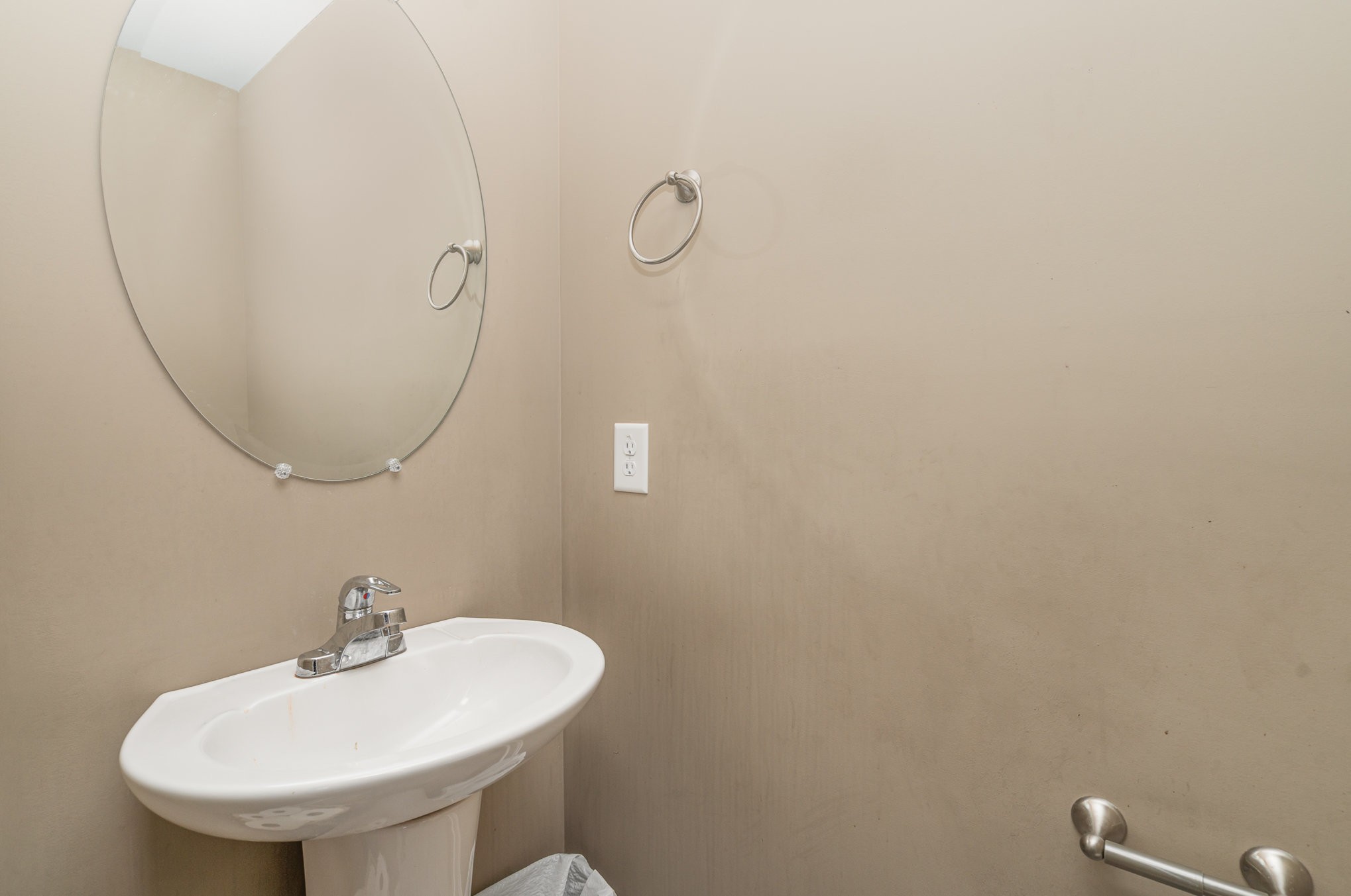 1835 Rains Road Clarksville, TN 37042 - Photo 10 of 24 Gallery Image 10