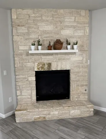 $374,900 | 827 Savannah Cove, Elgin, TX 78621