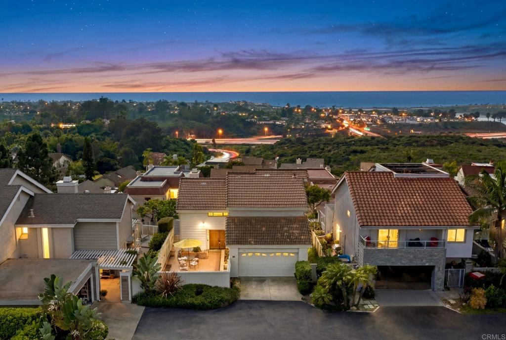 1748 Gascony Road Encinitas, CA 92024 - Photo 3 of 24