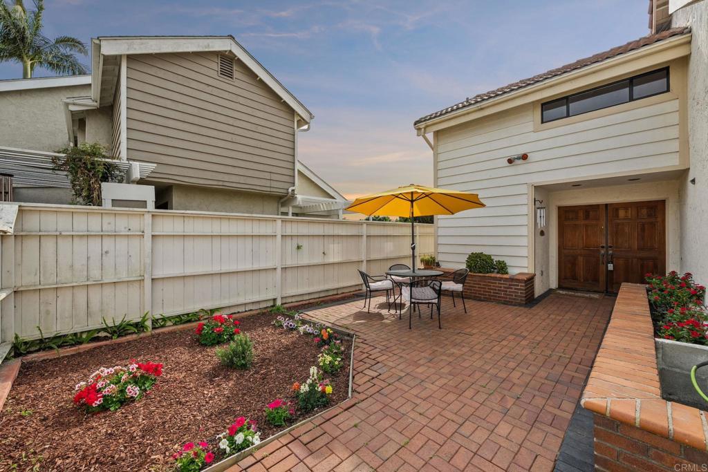 1748 Gascony Road Encinitas, CA 92024 - Photo 8 of 24