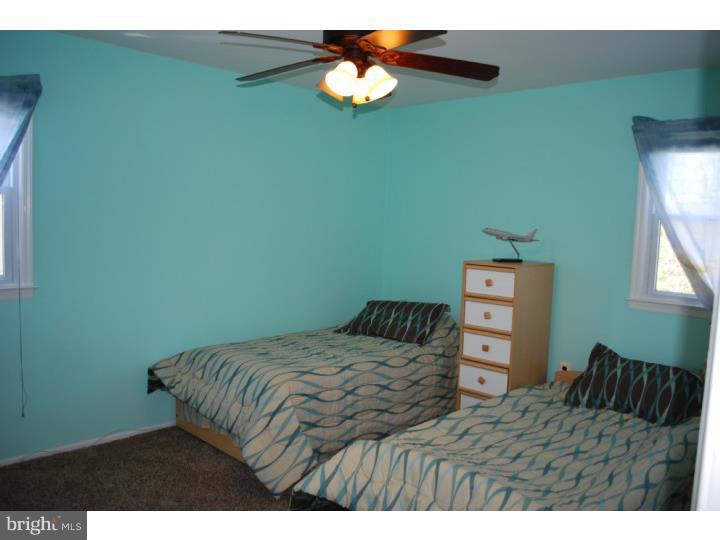 418 Flock Road Hamilton, NJ 08619 - Photo 14 of 18