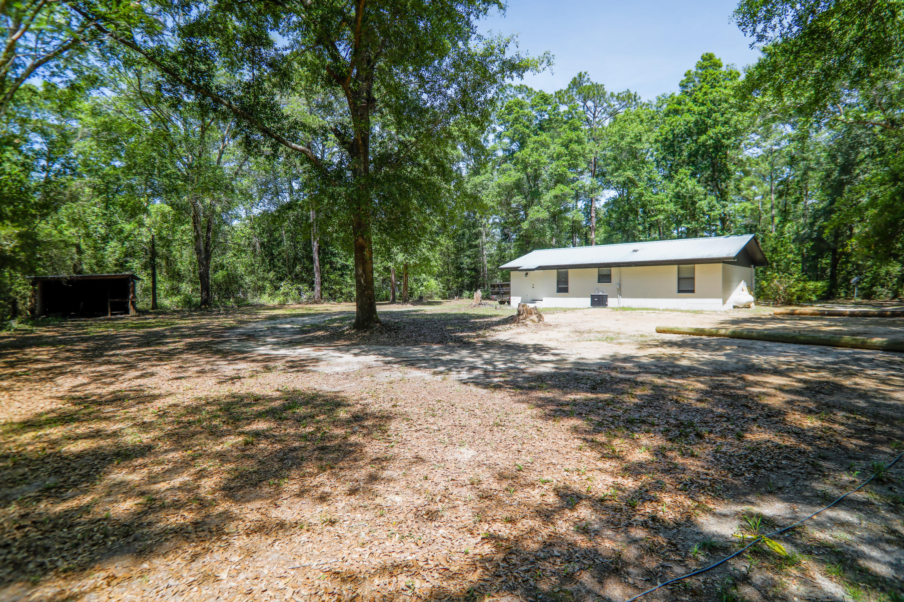 76 Coy Ellis Road DeFuniak Springs, FL 32433 - Photo 14 of 17 151A8758-HDR