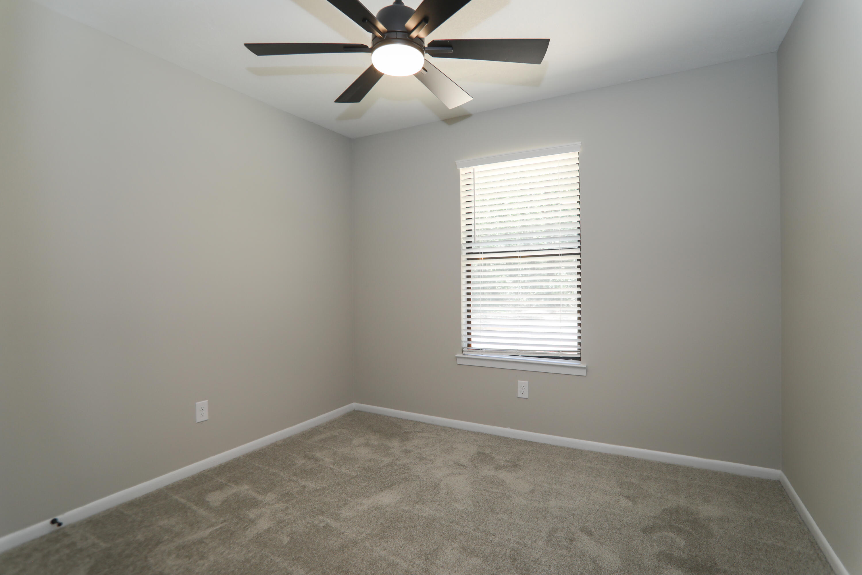76 Coy Ellis Road DeFuniak Springs, FL 32433 - Photo 10 of 17 151A8800