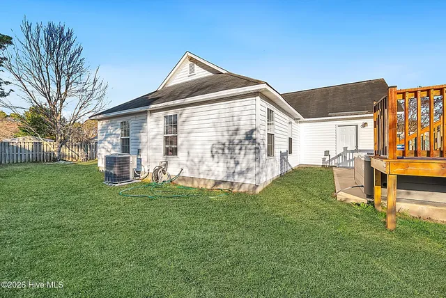 $359,000 | 5606 Wellfleet Court, Wilmington, NC 28412