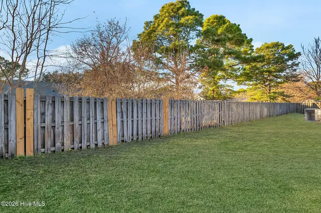 $359,000 | 5606 Wellfleet Court, Wilmington, NC 28412