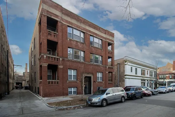 $2,800 | 5310 South Harper Avenue, Unit 2S, Chicago, IL 60615