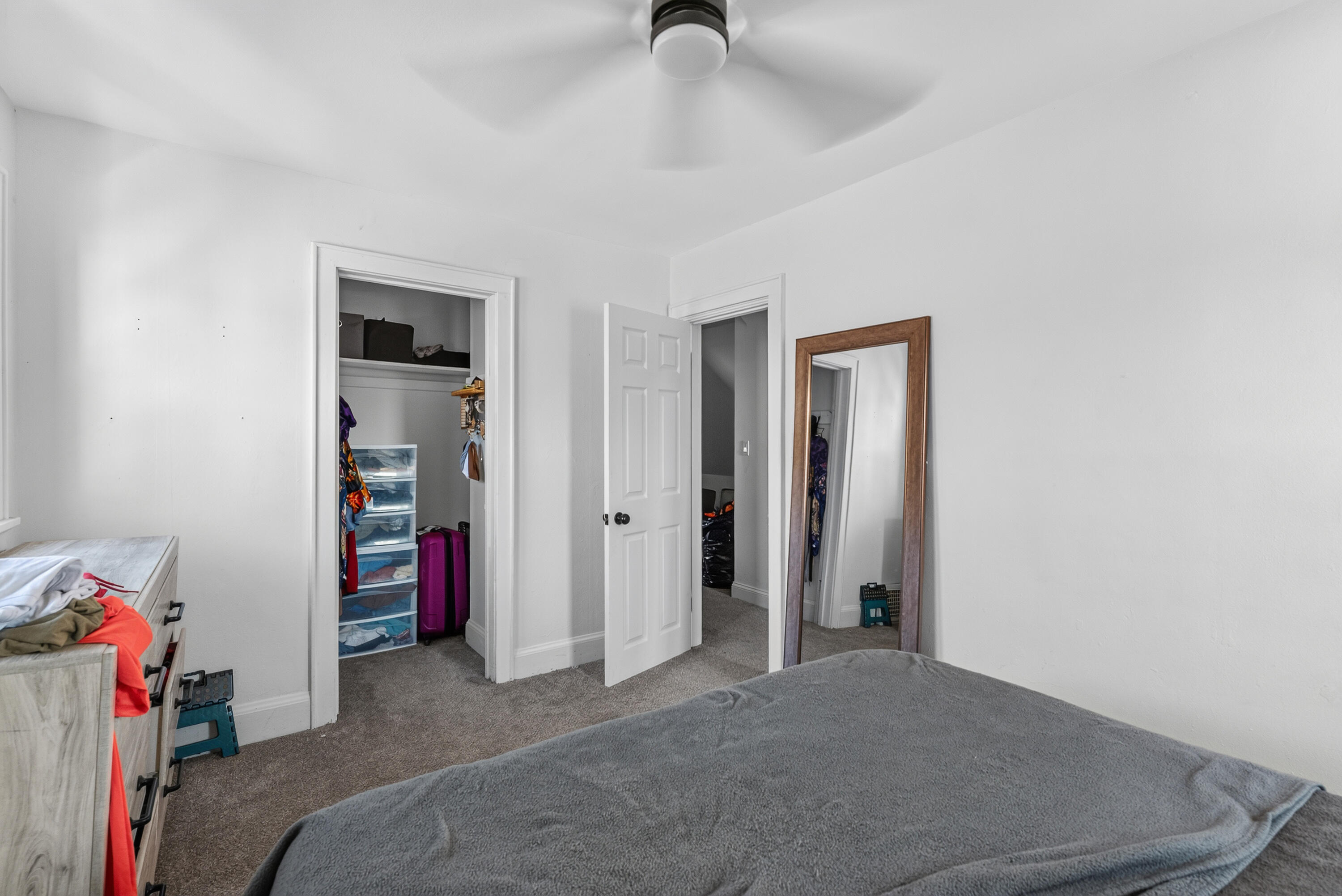 2467 West Cherry Street Milwaukee, WI 53205 - Photo 14 of 25 2467 W Cherry St-8