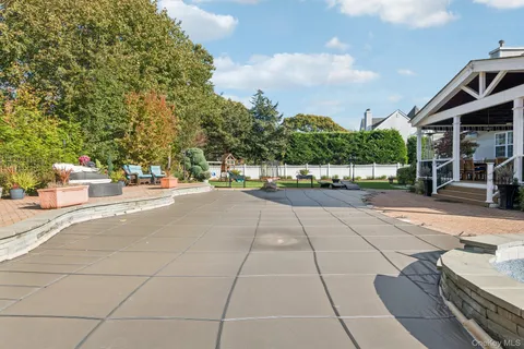 a view of city street with tall buildings
