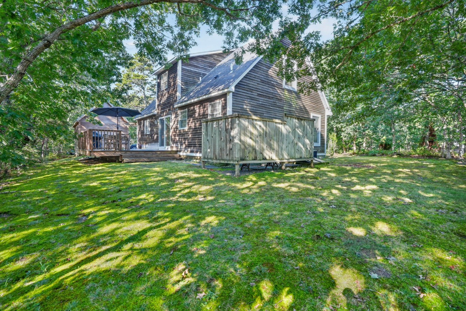 31 Dodgers Hole Road Edgartown, MA 02539 - Photo 4 of 35 Gallery Image 4