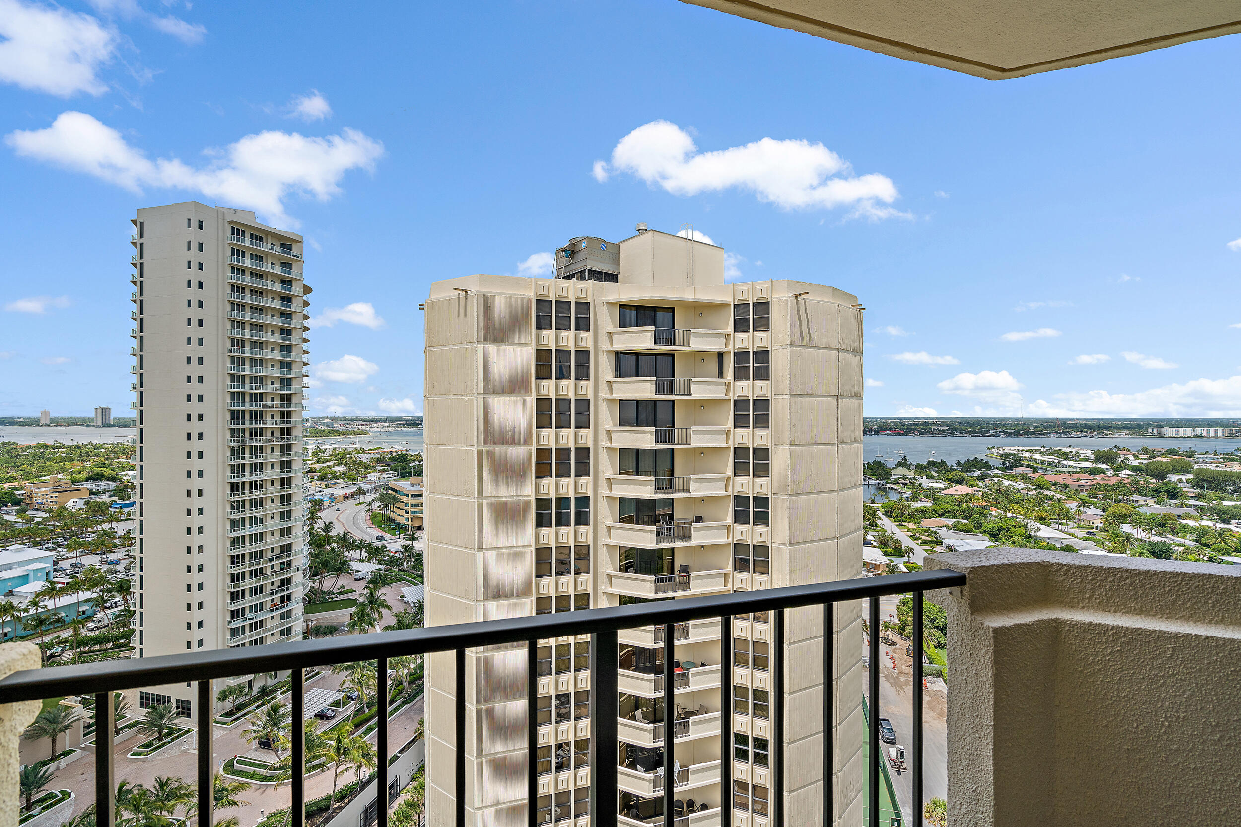 2800 North Ocean Drive, Unit A22B Singer Island, FL 33404 - Photo 21 of 40 2800 N Ocean Dr MLS-17