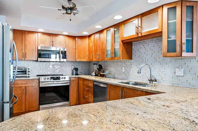 $4,000 | 2800 North Ocean Drive, Unit A22B, Singer Island, FL 33404