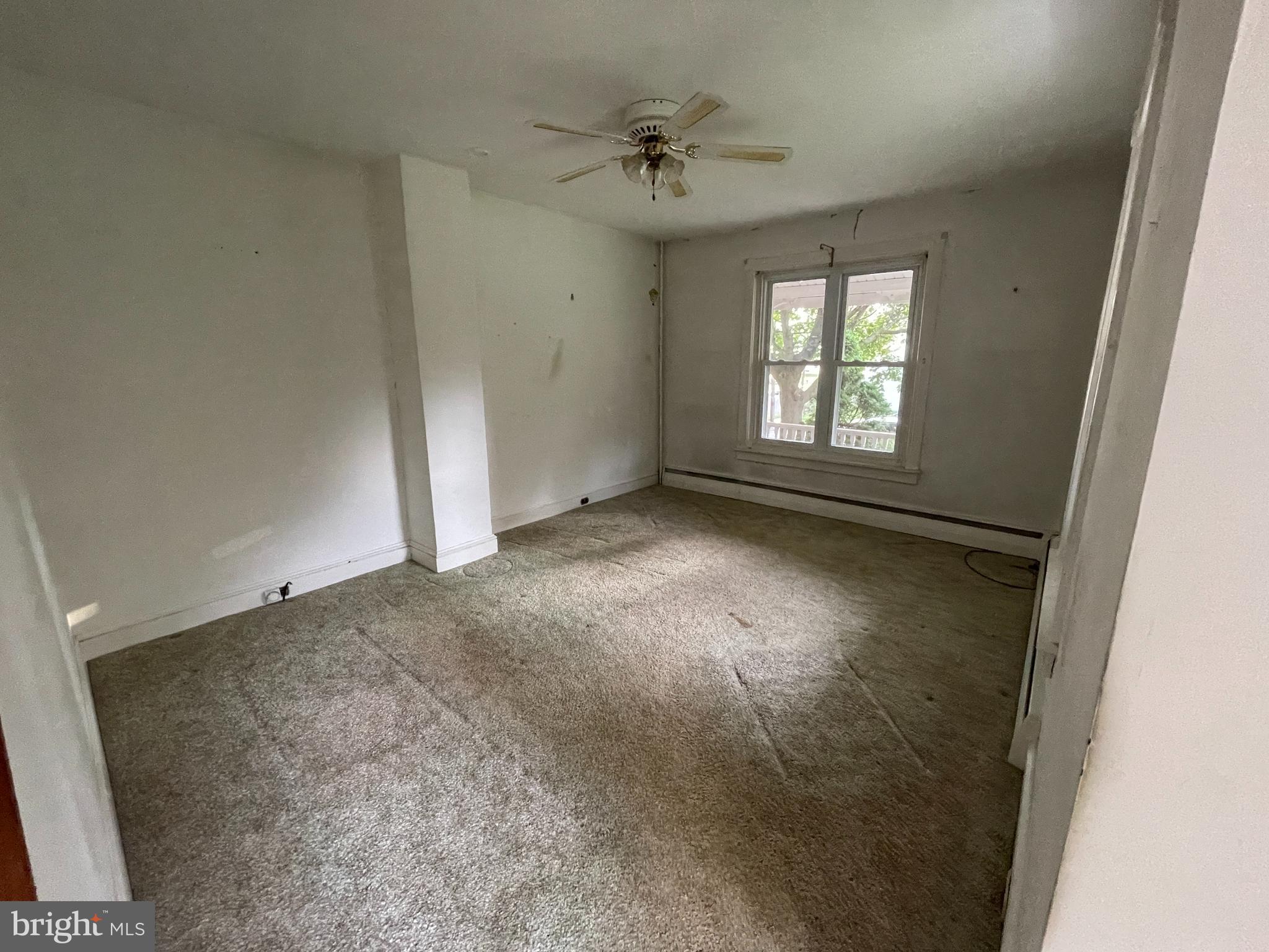 557 North Cedar Street Spring City, PA 19475 - Photo 11 of 29 Living room