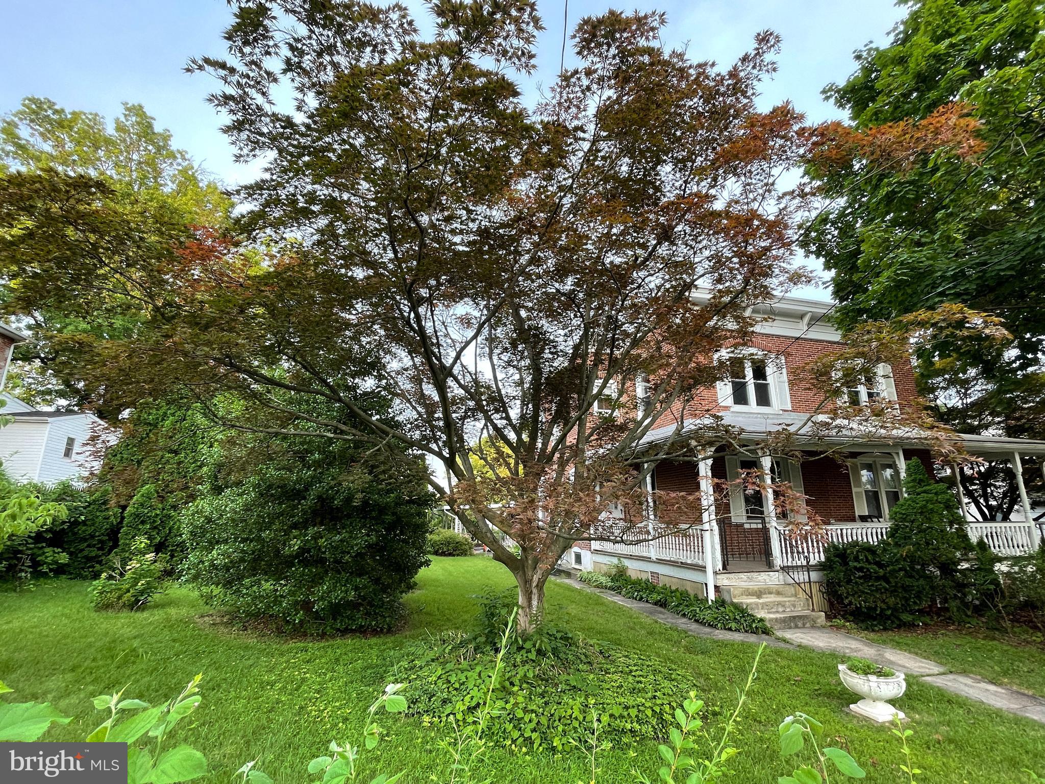 557 North Cedar Street Spring City, PA 19475 - Photo 4 of 29 Gallery Image 4