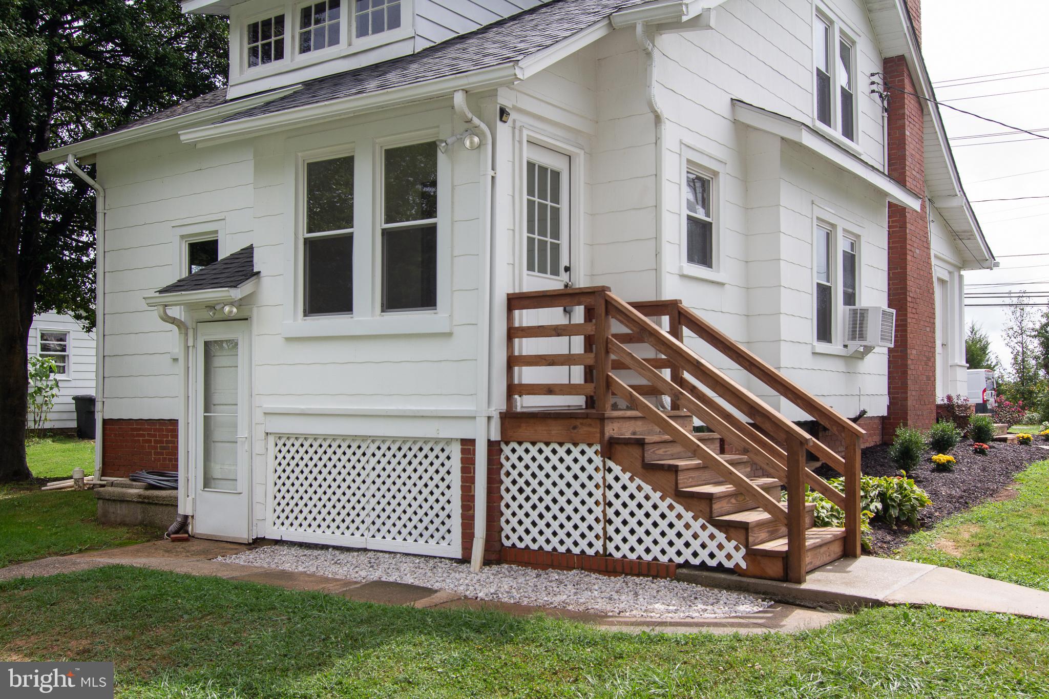 110 Old Liberty Road Sykesville, MD 21784 - Photo 2 of 32 Exterior Back