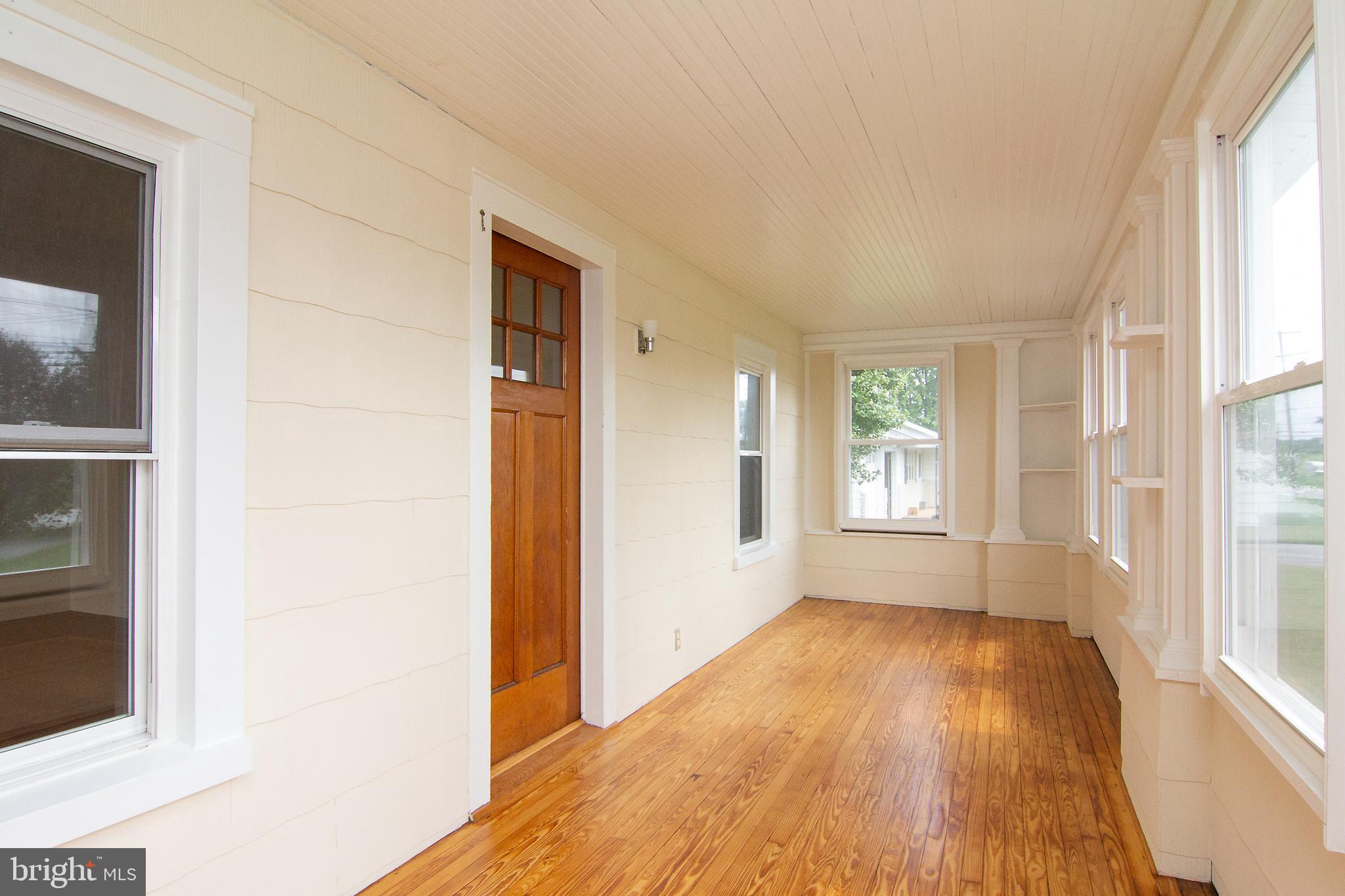 110 Old Liberty Road Sykesville, MD 21784 - Photo 7 of 32 Front Porch