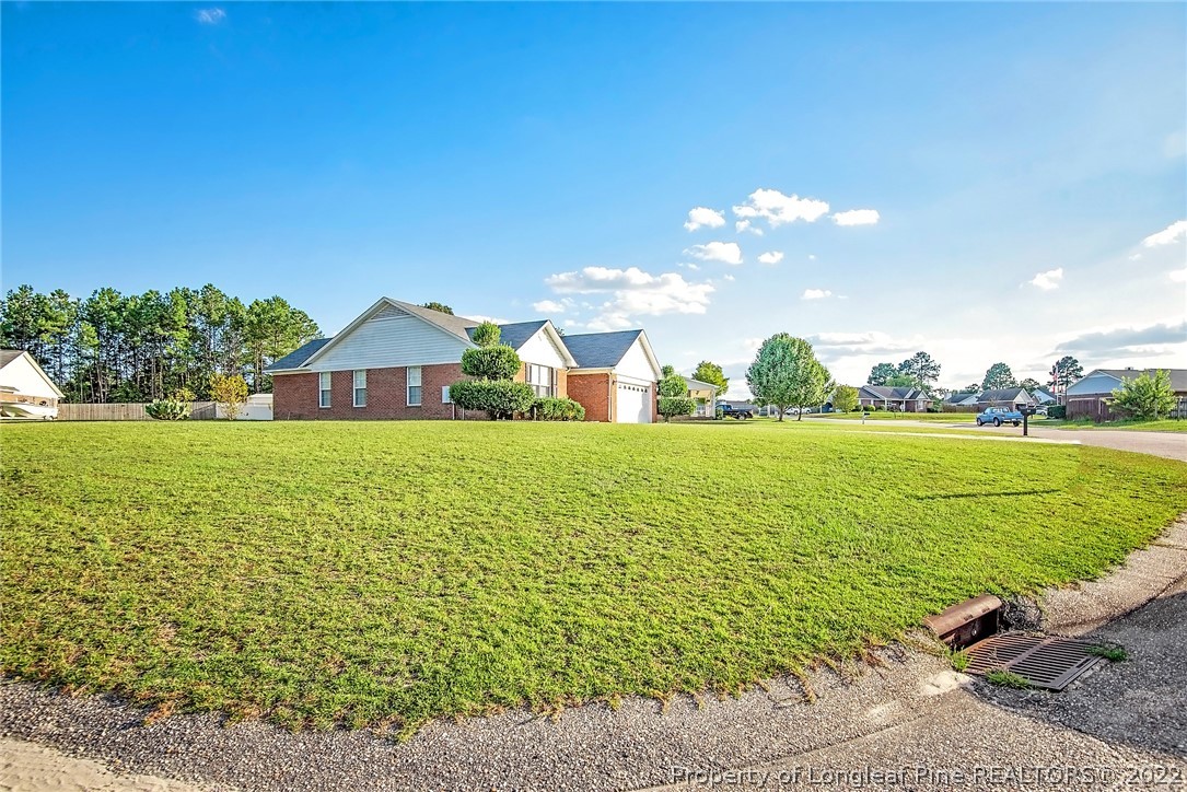 110 Wren Road Fayetteville, NC 28306 - Photo 3 of 27 Gallery Image 3