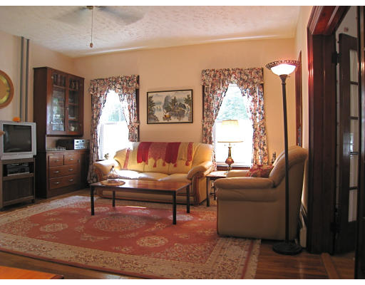 31 Dunbar Street Canton, MA 02021 - Photo 3 of 30 Gallery Image 3