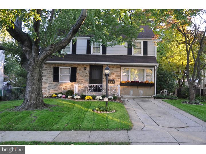 421 Holmes Road Morton, PA 19070 - Photo 1 of 25 Exterior Front