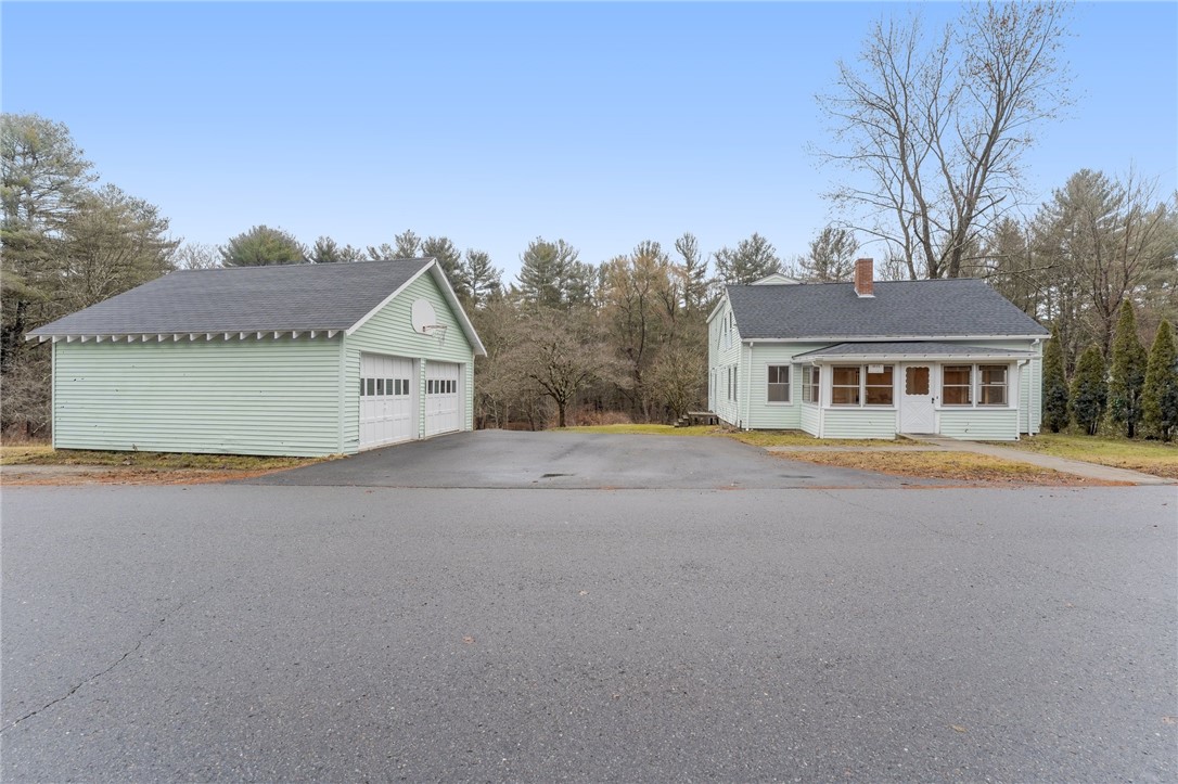 75 Elm Street Upton, MA 01568 - Photo 12 of 18