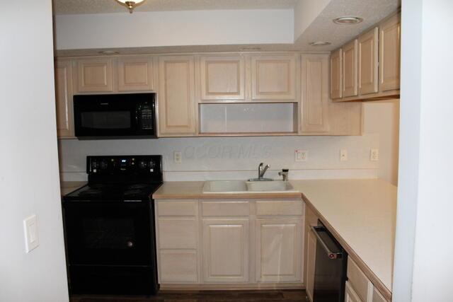 175 Hanover Court Delaware, OH 43015 - Photo 12 of 27 12