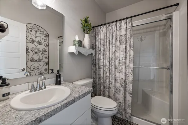 $595,000 | 5641 Parquet Way Southeast, Lacey, WA 98513