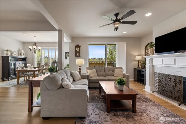 $595,000 | 5641 Parquet Way Southeast, Lacey, WA 98513