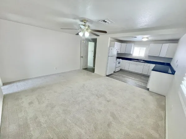 $2,295 | 3860 East Acoma Drive, Phoenix, AZ 85032