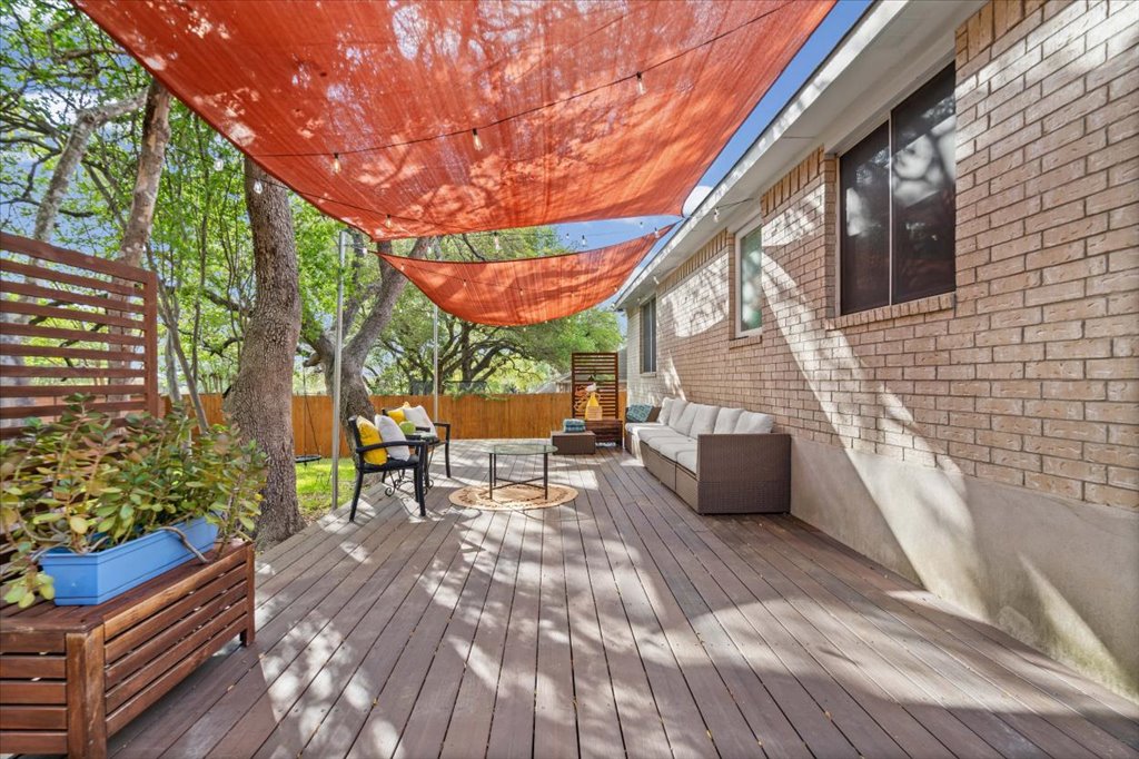 5948 Lomita Verde Circle Austin, TX 78749 - Photo 16 of 31 a outdoor space with chairs