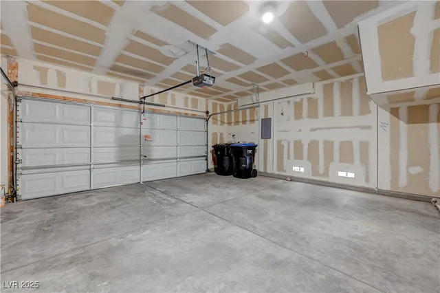 $2,150 | 2827 Dalsetter Drive, Henderson, NV 89044