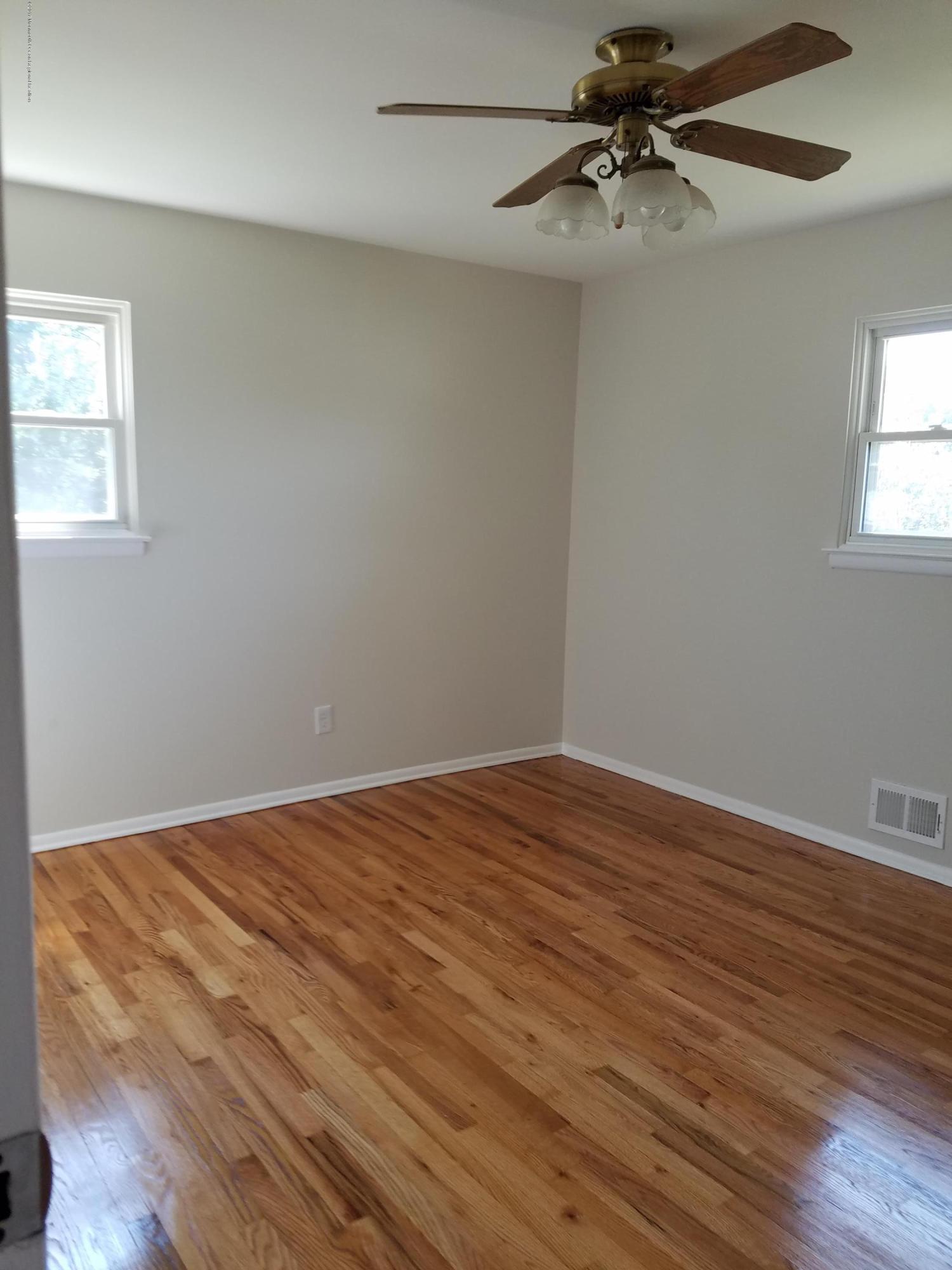 621 Marion Road Neptune Township, NJ 07753 - Photo 19 of 26 MB