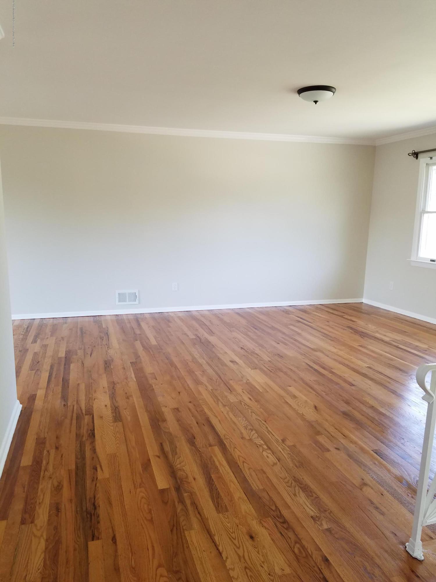 621 Marion Road Neptune Township, NJ 07753 - Photo 5 of 26 LRM2