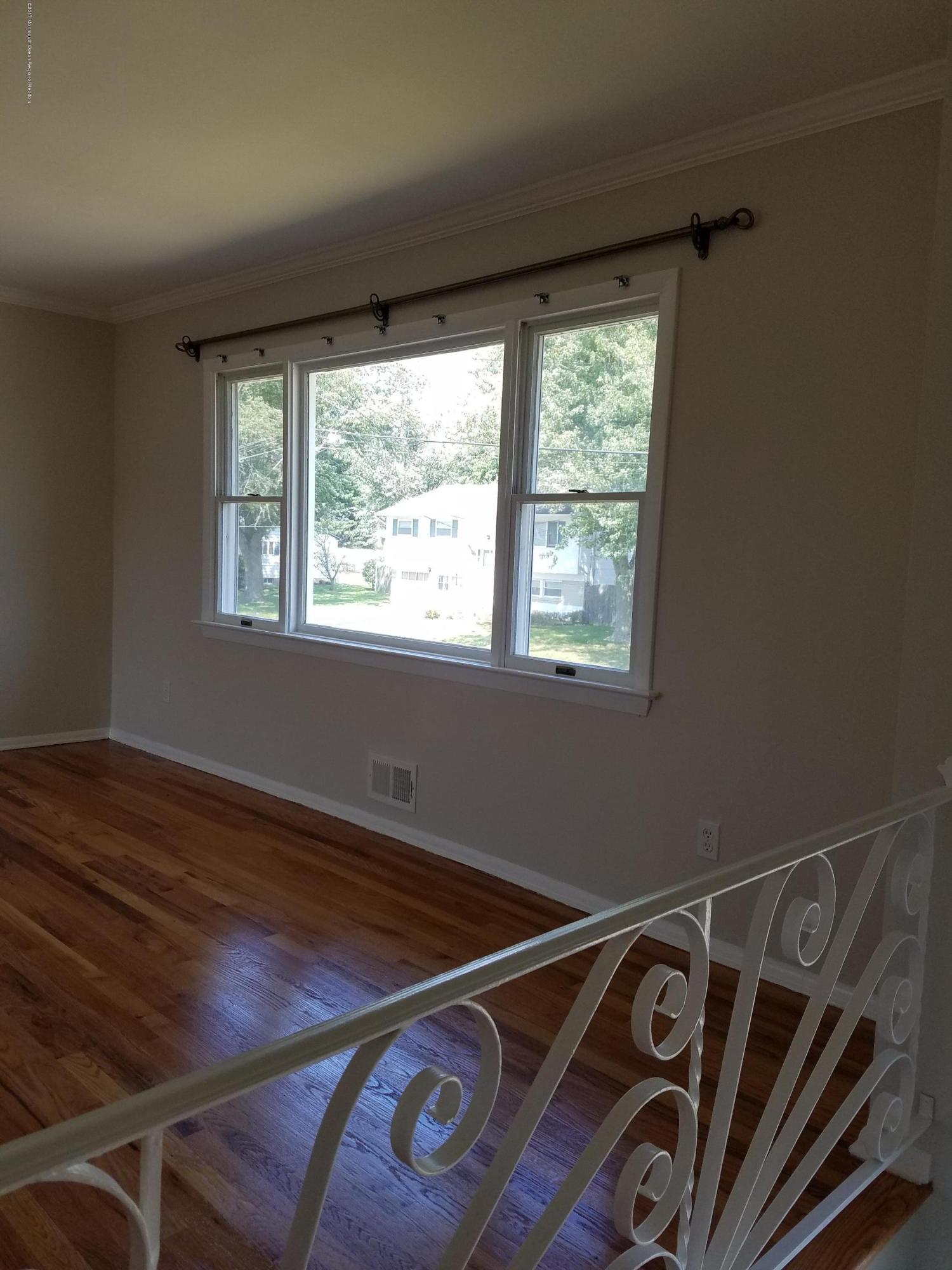 621 Marion Road Neptune Township, NJ 07753 - Photo 7 of 26 LRM