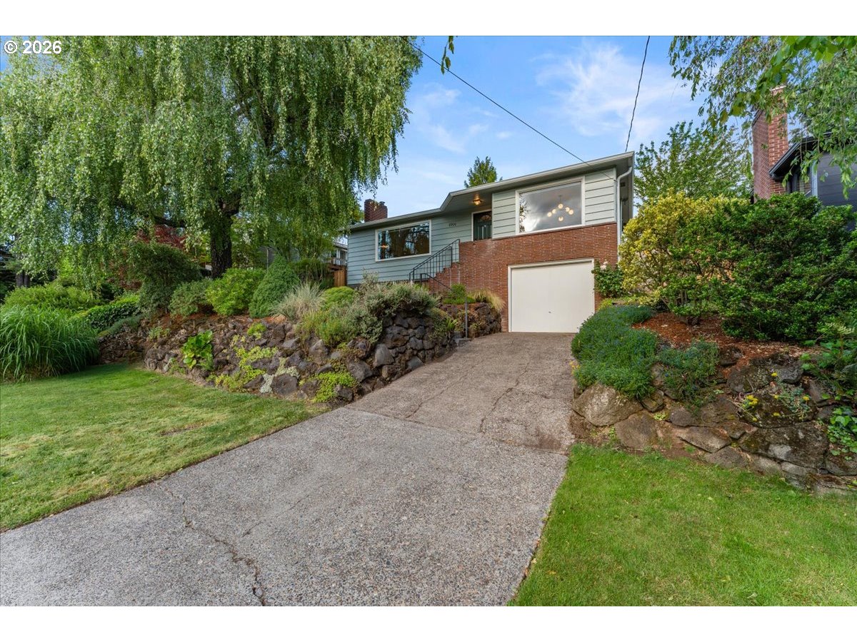6900 Southwest 4th Avenue Portland, OR 97219 - Photo 3 of 48