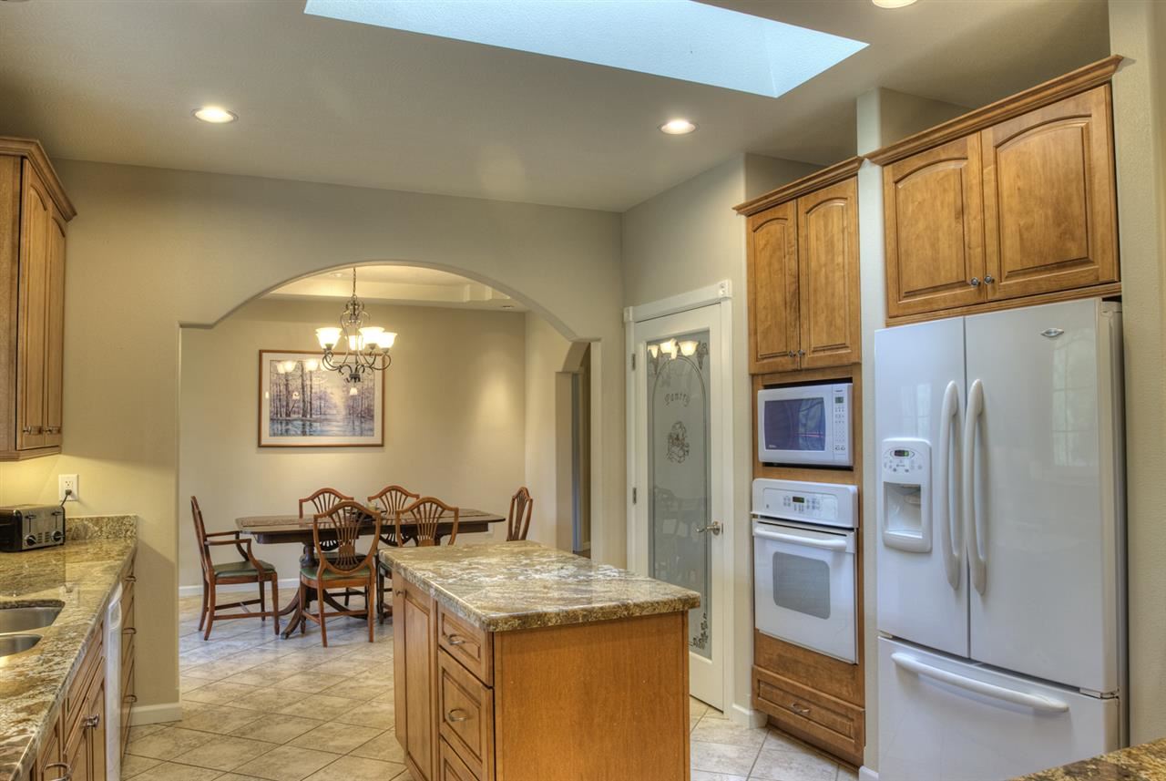 39217 North Hatch Road Deer Park, WA 99006 - Photo 4 of 20 Gallery Image 4