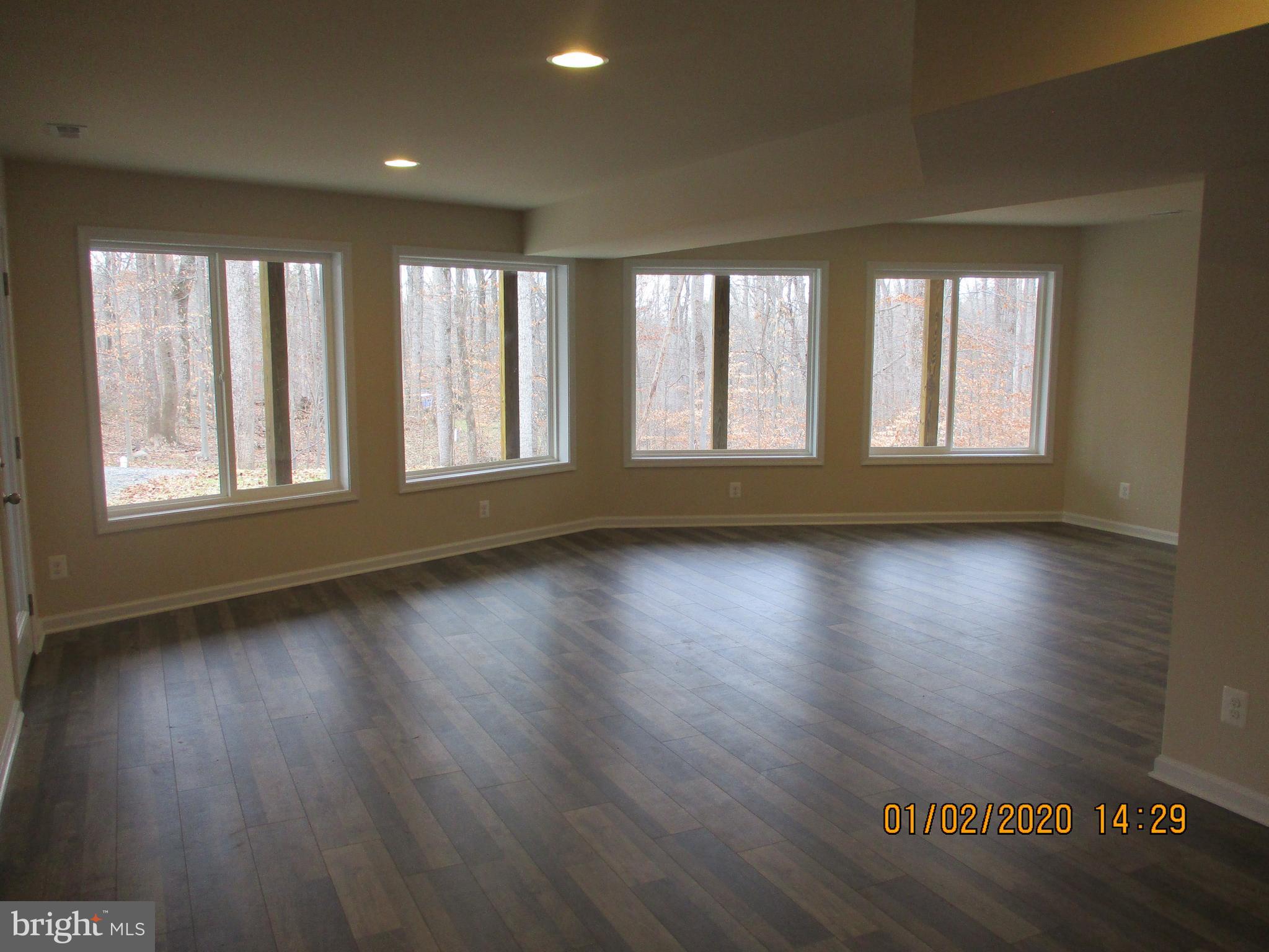 230 Venus Branch Road Front Royal, VA 22630 - Photo 2 of 16 Gallery Image 2