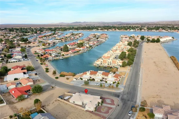 $490,000 | 14396 Nautical Lane, Helendale, CA 92342