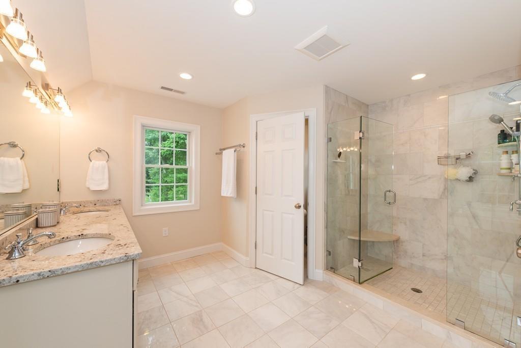 70 Ogunquit Road North Andover, MA 01845 - Photo 19 of 32