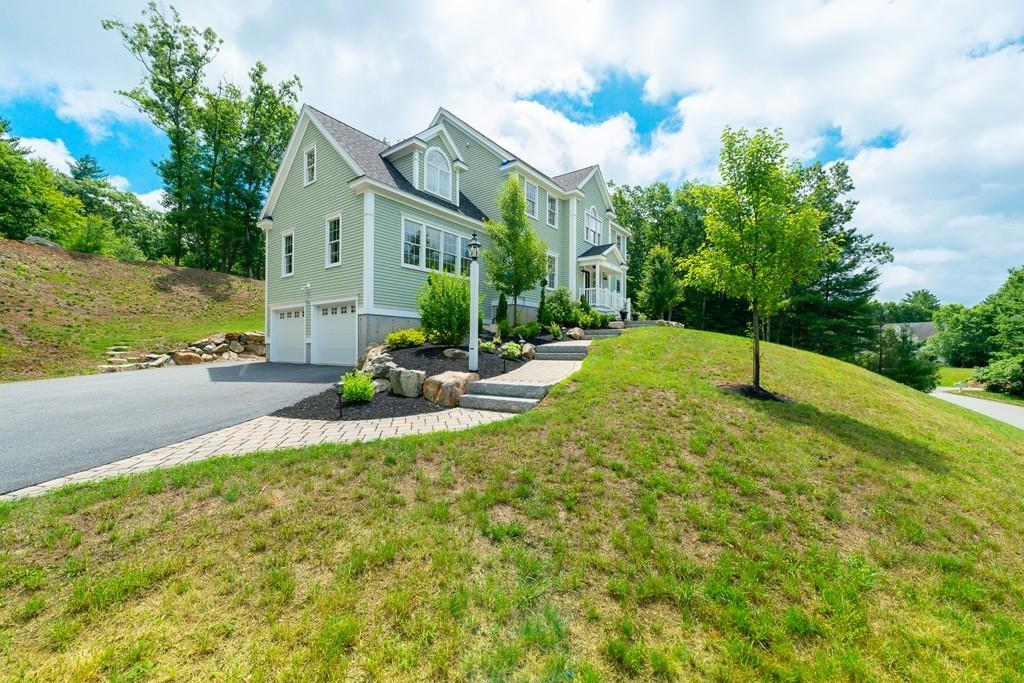 70 Ogunquit Road North Andover, MA 01845 - Photo 2 of 32