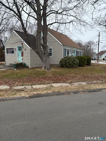 $425,000 | 65 Eastern Parkway, Milford, CT 06460